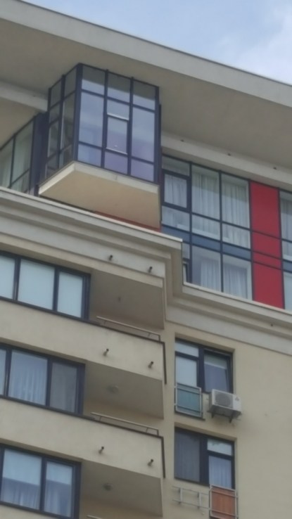 Остекление высоких балконов на высоких этажах - это реально!